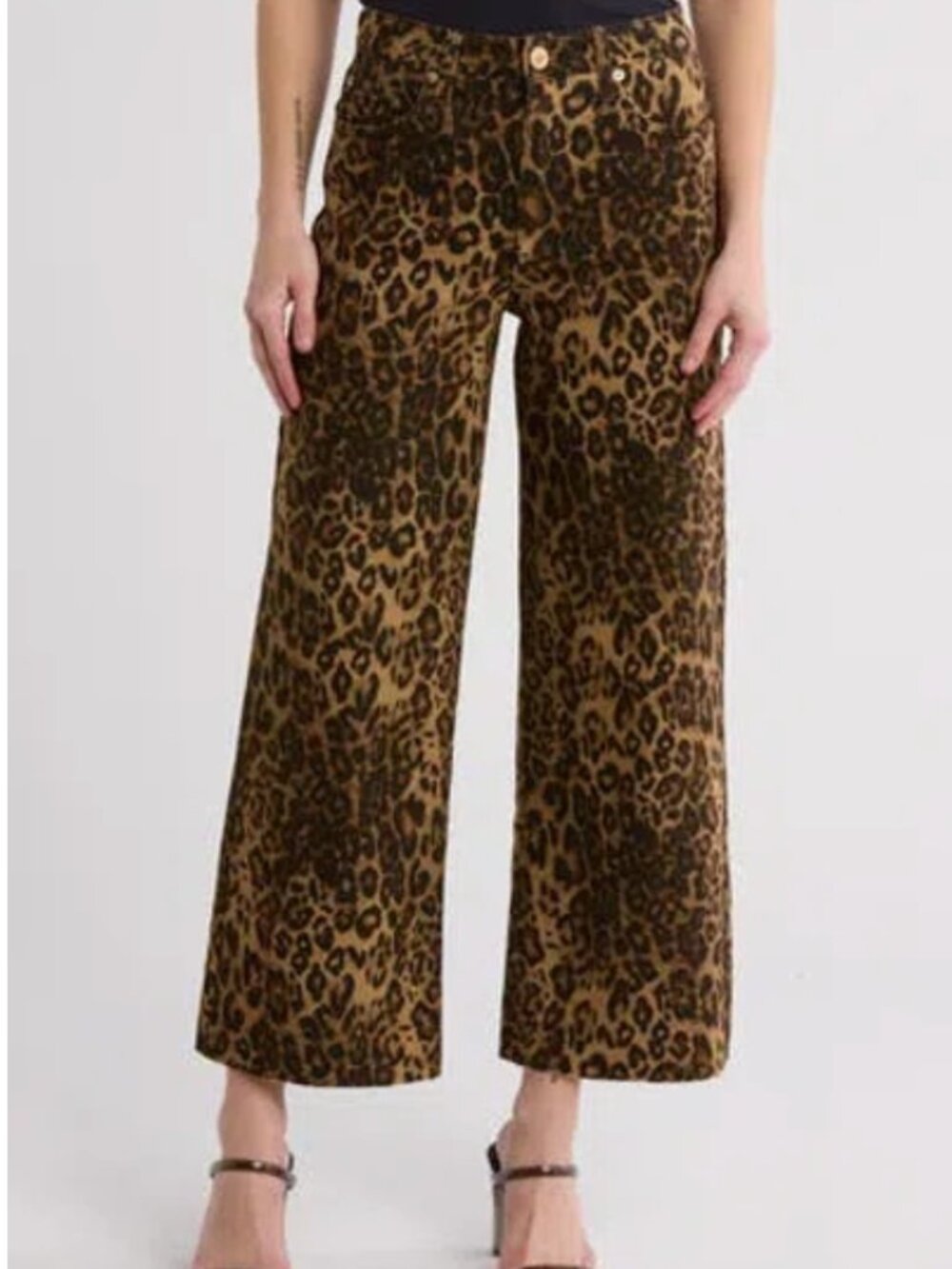 STS BLUE Sabrina High Rise Leopard Print Wide Leg Jeans - size 28